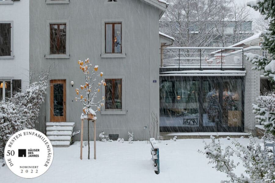 Umbau Doppeleinfamilienhaus in Biel